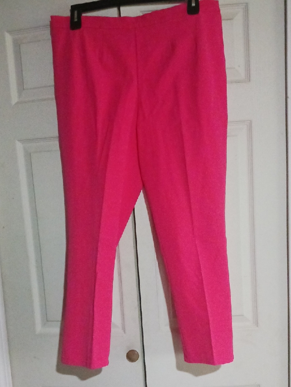 Isaac Mizrahi Hot Pink Elastic Waist 24/7 Pant